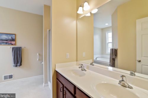 1142 Dallas Dr, Upton PA  17225-8535 exterior