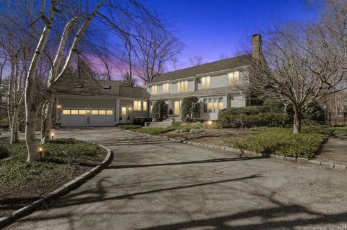 1566 Ponus Rdg, New Canaan, CT 06840-3430