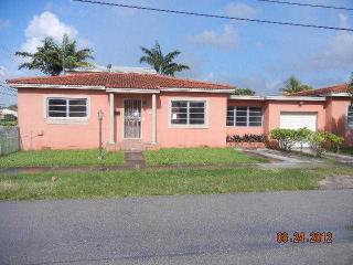 2690 33rd Ave, Miami, FL 33133-2806