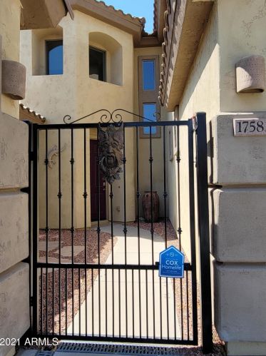 17583 Tasha Dr, Sun City, AZ 85388-1768