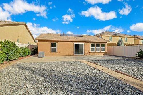 4167 Ladrillo St, Lake Elsinore CA  92530-2016 exterior