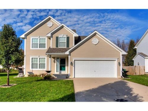 2018 Pleasant St, Ankeny, IA 50023-8917