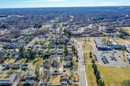 58 Richardson Ave, Tinton Falls NJ  07724-1313 exterior