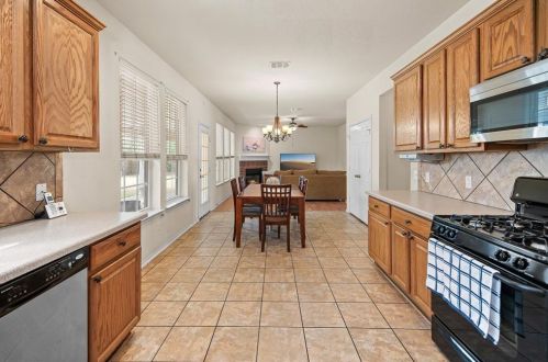 149 Pne Cv, Uhland TX  78640-5842 exterior