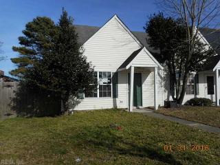 2810 Eric Ct, Chesapeake, VA 23323-2744
