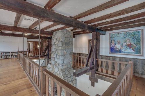 672 Washington St, Gloucester MA 01930-1335 exterior