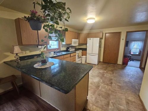 131 Carroll St, Portage WI  53901-1713 exterior