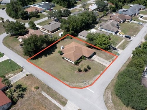 561 Flagler St, Deltona, FL 32725-2668