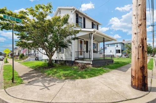 201 Unity St, Latrobe, PA 15650-1741