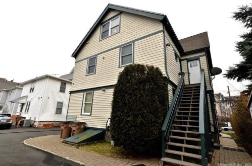 184 North St, Stamford CT  06901-1121 exterior