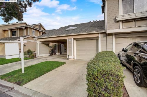 1547 Trimingham Dr, Pleasanton CA  94566-8407 exterior