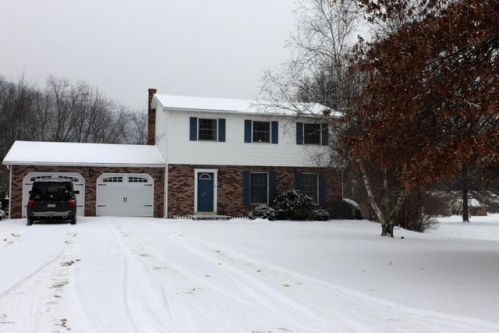 246 Henry Dr, Loyalsockville, PA 17754-8905