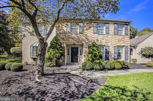 370 Miles Dr, Blue Bell, PA 19422-3103