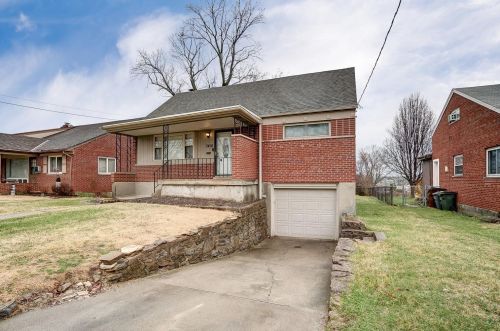 3416 Aurora Ave, Cincinnati, OH 45248-5202