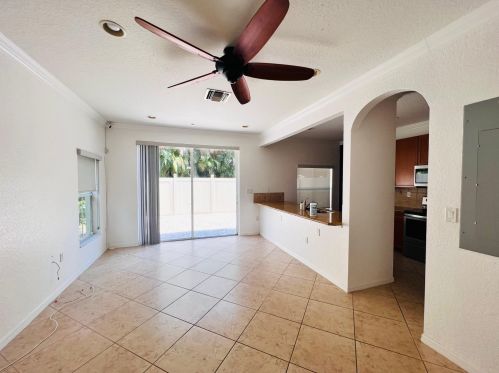 204 Lake Monterey Cir, Boynton Beach FL  33426-8442 exterior