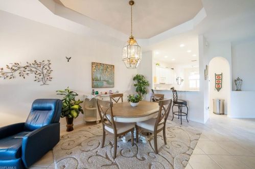 6713 Calumet Dr, Naples FL 34113-1608 exterior