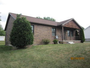 17 Beth Dr, Fairchance, PA 15436-1145
