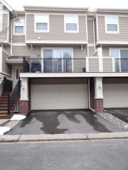 8365 Townsend Dr, Edina MN  55344-4406 exterior