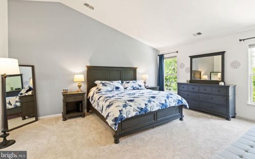 12020 Morningstar Pl, Lovettsville VA  20180-1925 exterior