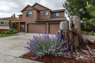 2420 39 St, Eagle Crest OR  97756-9717 exterior
