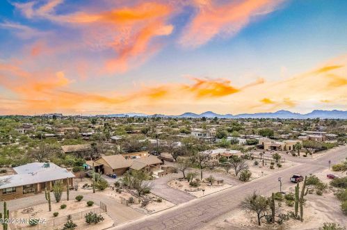 2220 Greenlee Rd, Tucson, AZ 85719-2012