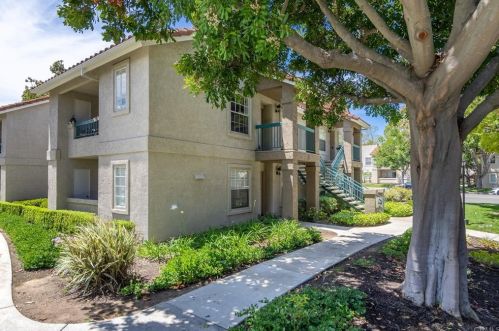 10888 Aderman Ave, San Diego, CA 92126-7639