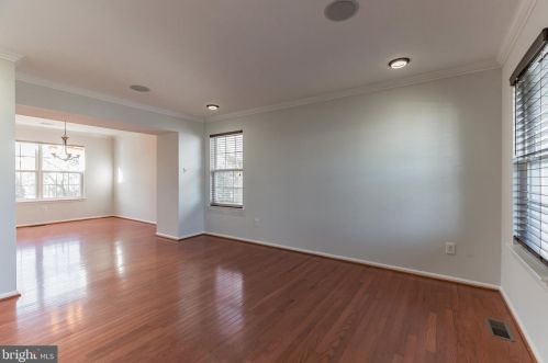 142 Laurel Trl, Swedesboro NJ  08085-4074 exterior