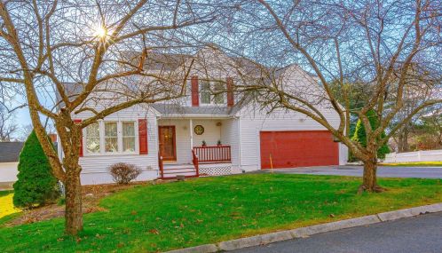 1 Canter Ct, Nashua, NH 03063-2929