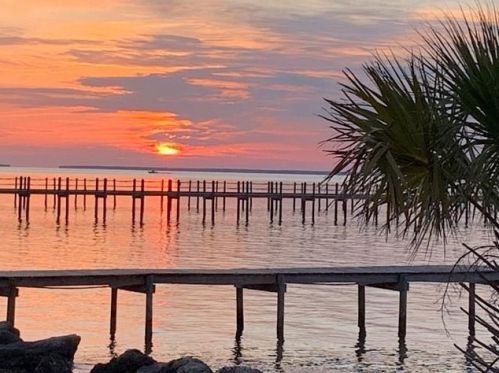 2123 Blue Heron Trl, Saint George Island, FL 32328-2142