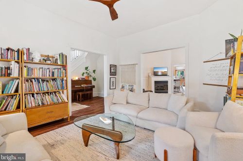 17 Lexington Ave, Camden NJ  08109-2013 exterior