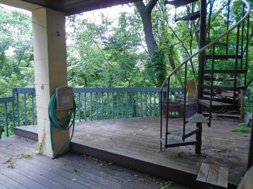 803 Elmer St, Ambridge PA  15003-1647 exterior