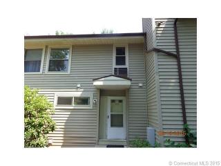 124 Sheraton Ln, Norwich, CT 06360-6445