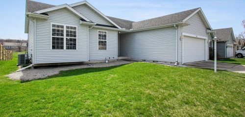 803 Prism Valley Dr, Mishawaka, IN 46544-5729