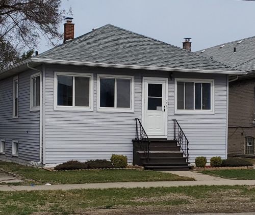 1223 Summer St, Hammond, IN 46320-2210