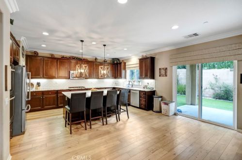 44260 Nighthawk Pass, Temecula CA  92592-1388 exterior