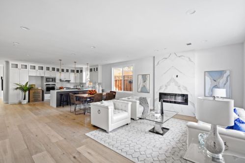 808 Lori Ave, Sunnyvale, CA 94086-4829