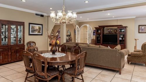 12070 Morning Ave, Downey CA  90242-2324 exterior