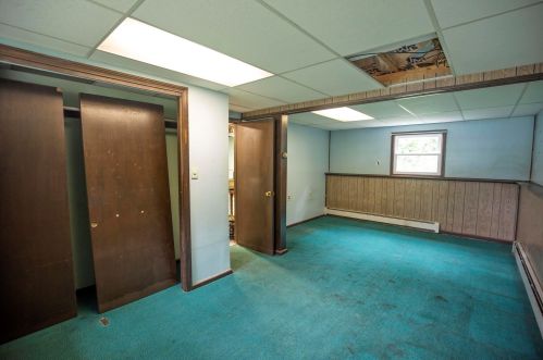 9 Mulberry Rd, Salem NH  03079-3801 exterior