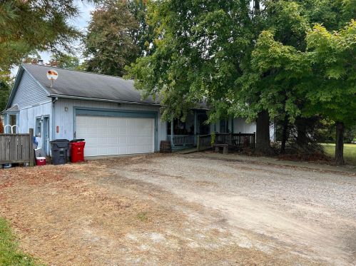 14126 Refugee Rd, Pataskala, OH 43062-9421