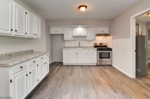 244 Conklintown Rd, Skyline Lakes NJ  07456-2419 exterior