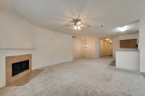 722 Elk Horn Dr, Midlothian TX  76065-9421 exterior