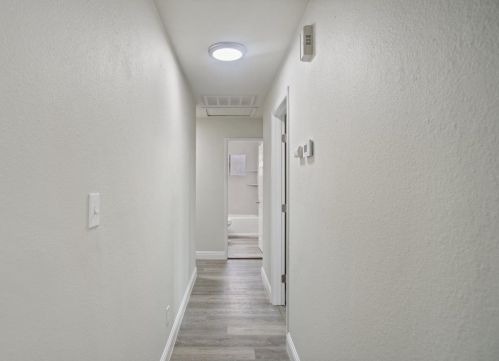 355 Linwood Ave, Turlock CA  95380-6315 exterior