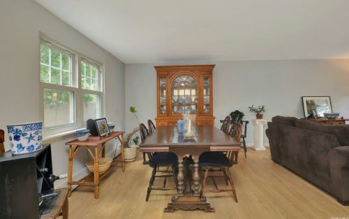 61 Bayonne Ave, Central Islip NY  11722-3429 exterior