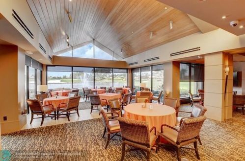 10595 Stonebridge Blvd, Boca Raton FL  33498-2002 exterior