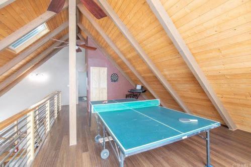 1113 Chimney Peak Rd, Big Bear City CA  92314-8871 exterior