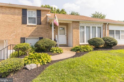 318 Pinehurst Rd, Wilmington, DE 19803-3154