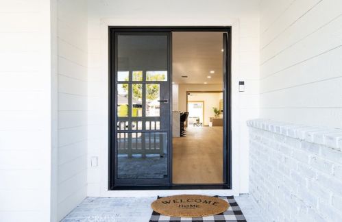 2809 Josie Ave, Long Beach CA 90808-4106 exterior