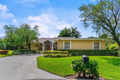 13252 Sand Grouse Ct, West Palm Beach, FL 33418-1451