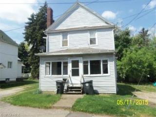 586 Greissing Ter, Akron, OH 44311-1602