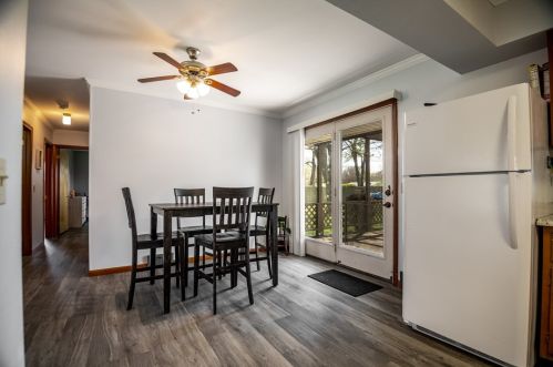 12 Redwood Dr, Greenville PA  16125-1130 exterior